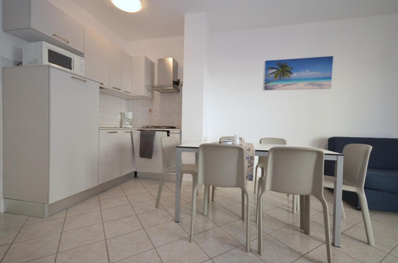 Ferienwohnung Residenza Marco Polo Lignano Sabbiadoro Exterior foto